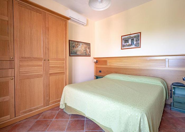 Hotel Sottovento Sant'Egidio del Monte Albino Buitenkant foto