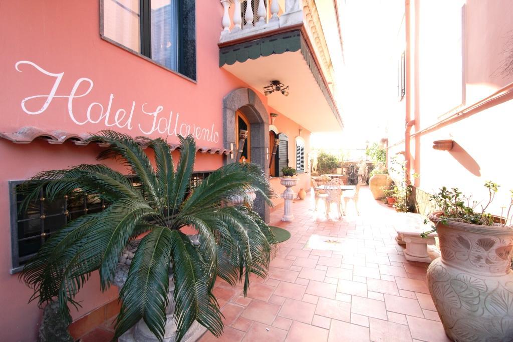 Hotel Sottovento Sant'Egidio del Monte Albino Buitenkant foto