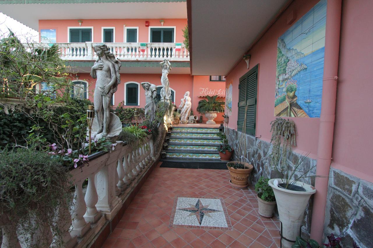 Hotel Sottovento Sant'Egidio del Monte Albino Buitenkant foto