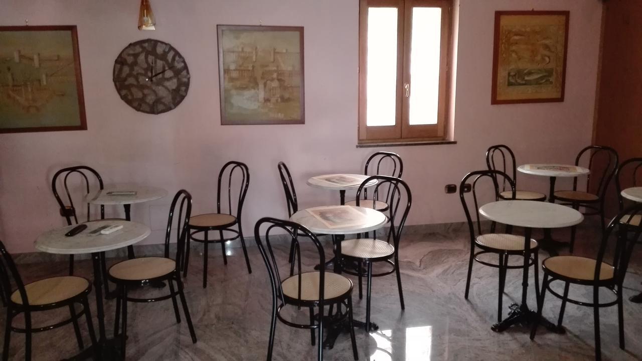 Hotel Sottovento Sant'Egidio del Monte Albino Buitenkant foto