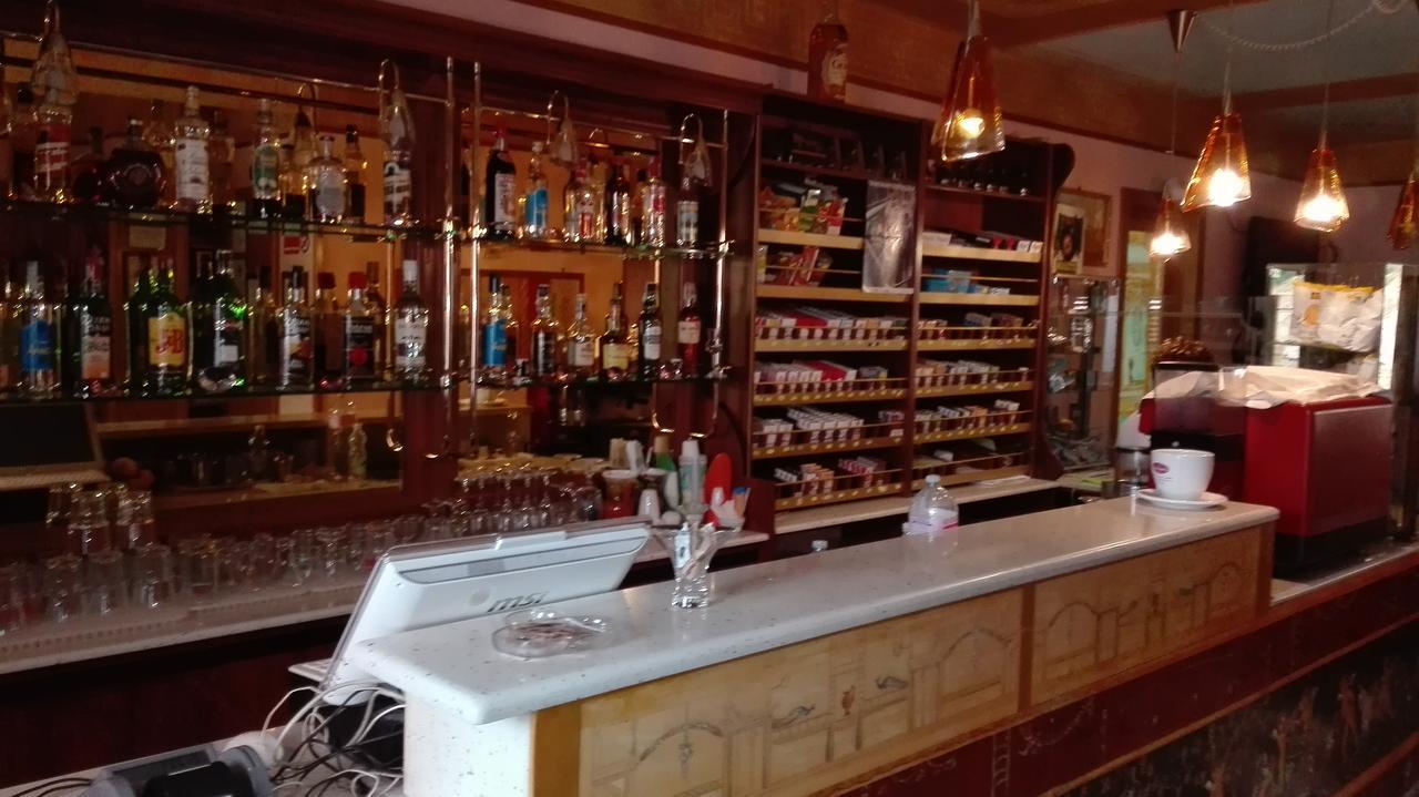 Hotel Sottovento Sant'Egidio del Monte Albino Buitenkant foto